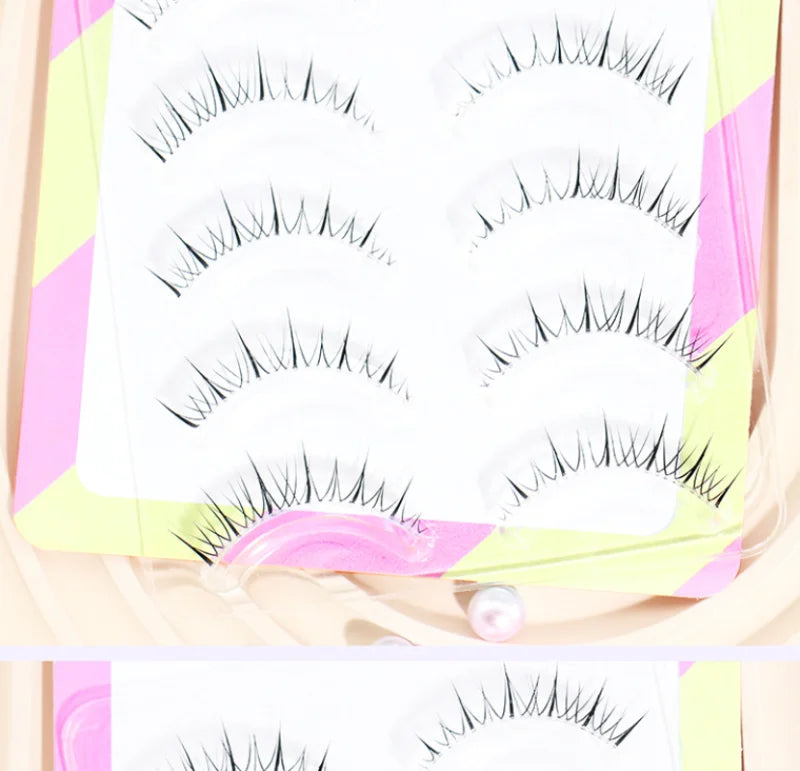 Dream Deer V-Shaped Lashes — 5 Pairs