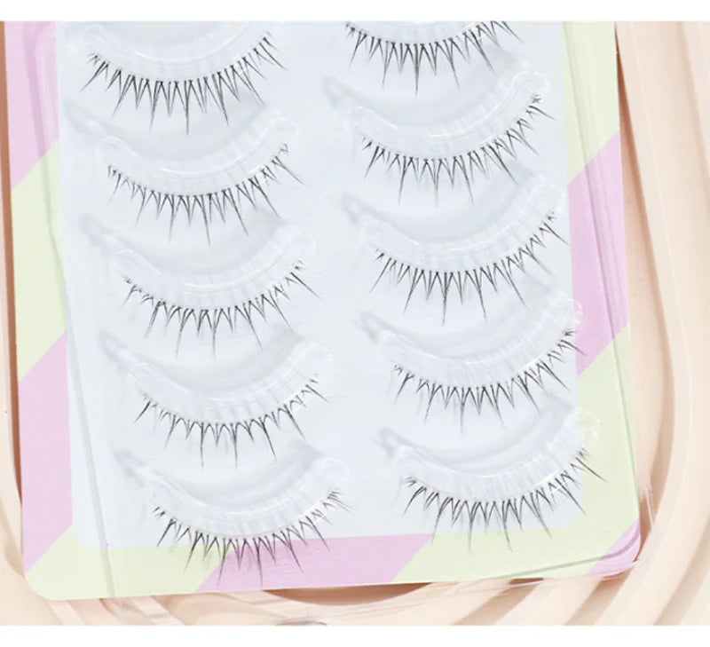 Dream Deer V-Shaped Lashes — 5 Pairs