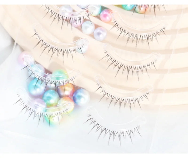 Dream Deer V-Shaped Lashes — 5 Pairs